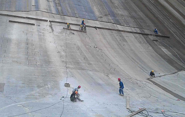 株洲茶陵青年水库大坝加固工程1.jpg