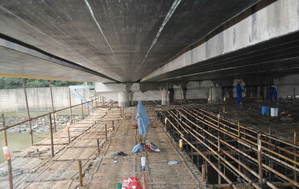湘西龙山县湘鄂情大桥桥梁加固工程1.jpg